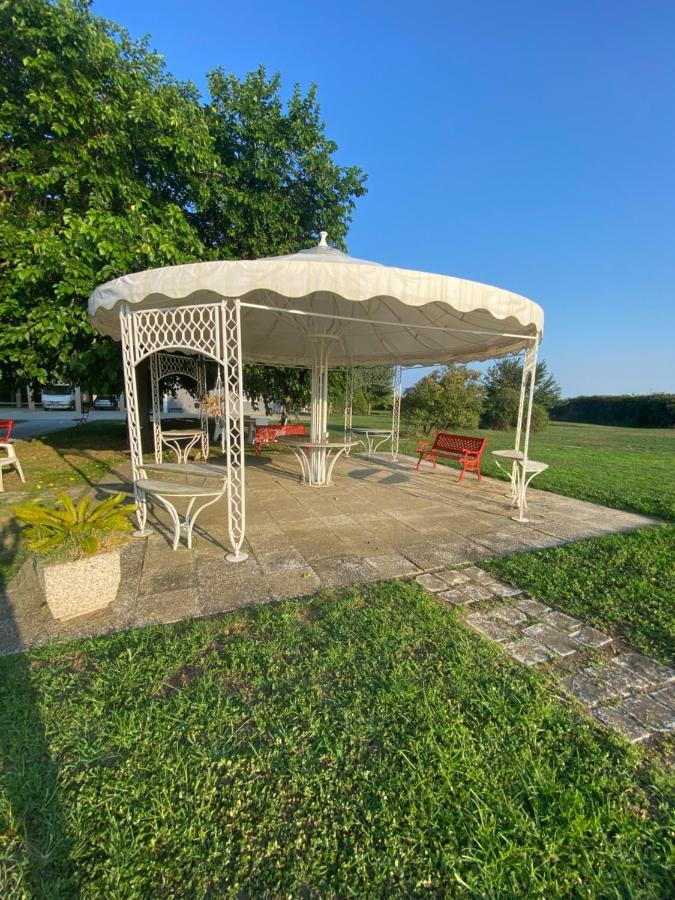 Tra Campagna E Mare Bed & Breakfast Lido delle Nazioni Exterior photo